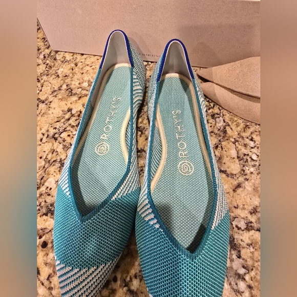 NEW-Rothy's The Point - Picture 4 of 8